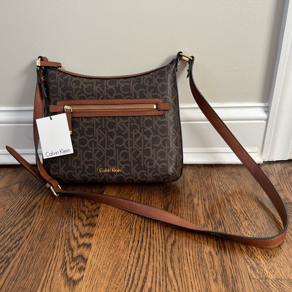 Brand new Calvin Klein bag. Still has tags.